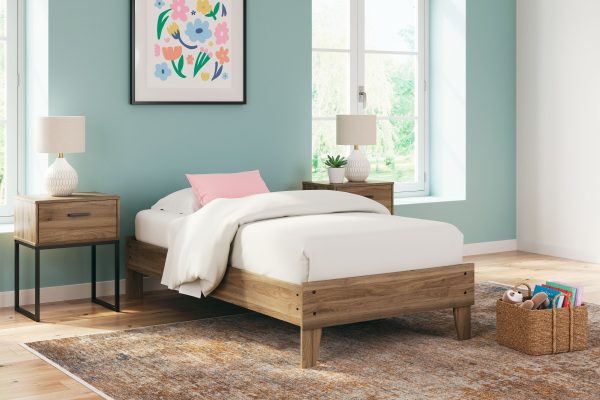 Deanlow - Platform Bed Discount